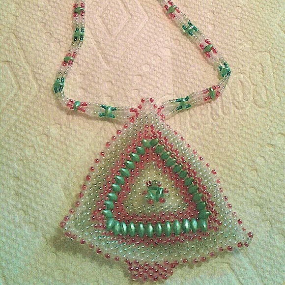 “Xmas tree” beaded necklace - Picture 3 of 4